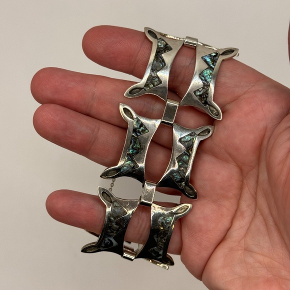 Vintage Taxco Mexican 925 Sterling inlaid with Abalone brutalist bracelet. - Picture 9 of 10
